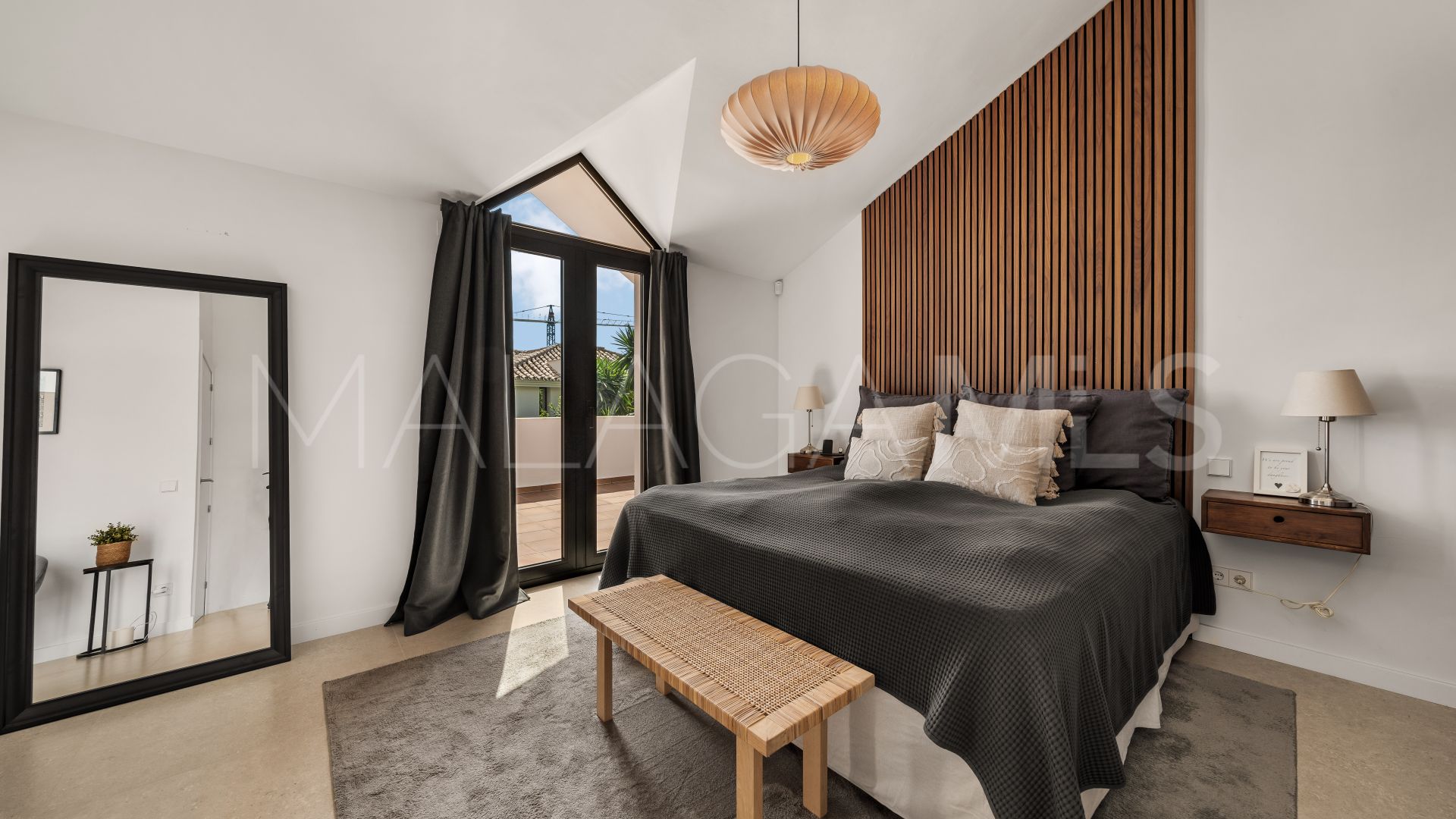Se vende villa in Nueva Andalucia de 4 bedrooms