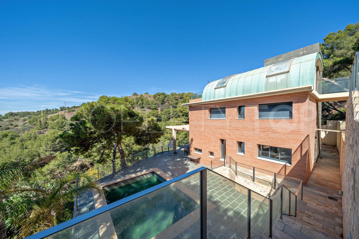 Malaga - Este villa for sale