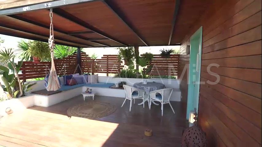 Buy chalet in Rincón de la Victoria