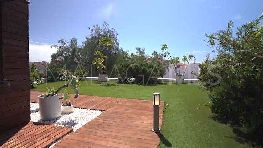 Chalet for sale in Rincón de la Victoria