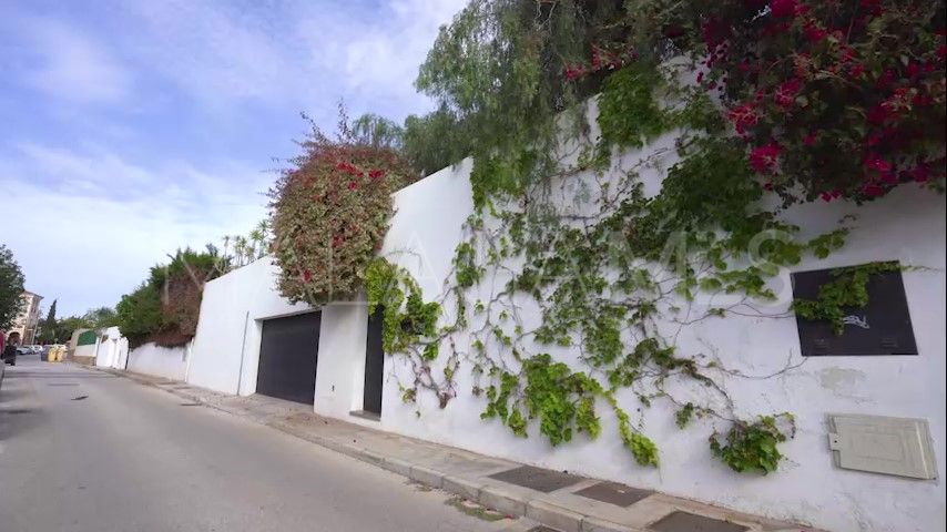 Chalet for sale in Rincón de la Victoria