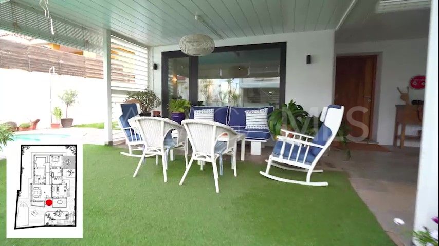 Chalet for sale in Rincón de la Victoria