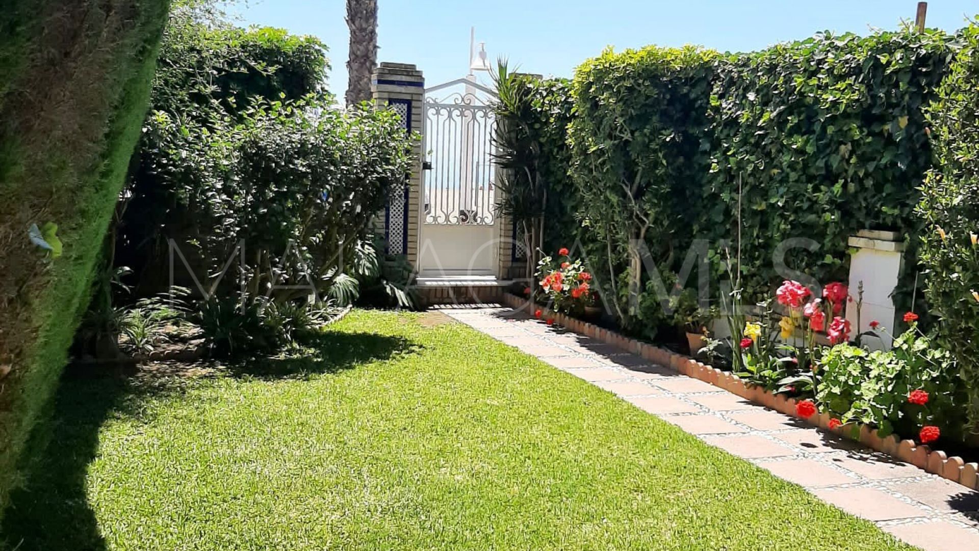 Rincon de la Victoria, pareado a la venta de 3 bedrooms