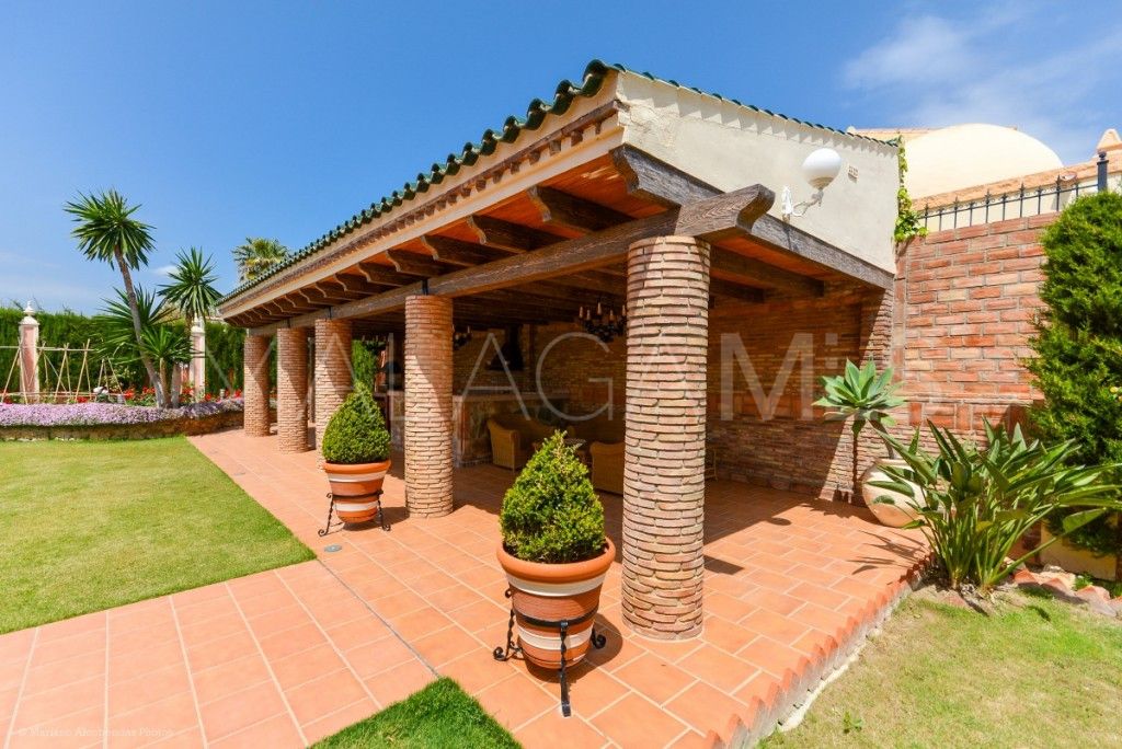 7 bedrooms villa in Torrequebrada for sale