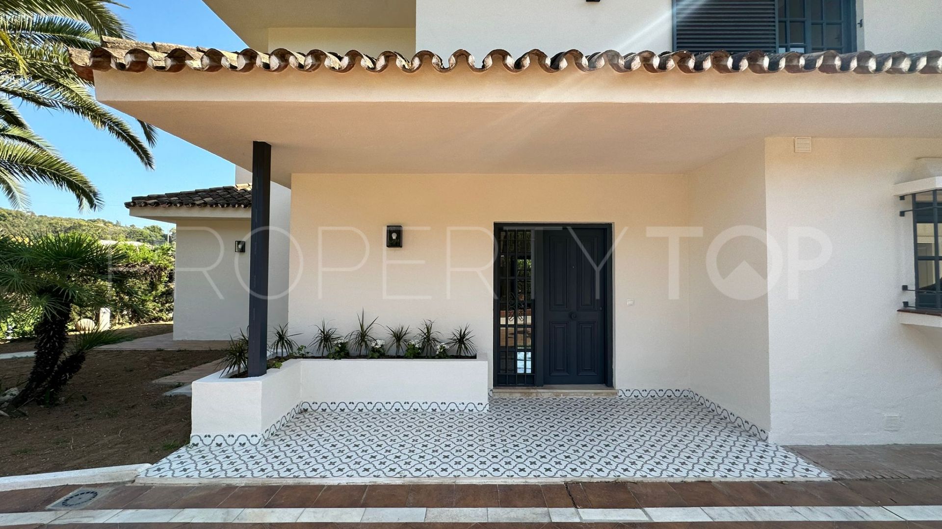 5 bedrooms Malaga - Este villa for sale