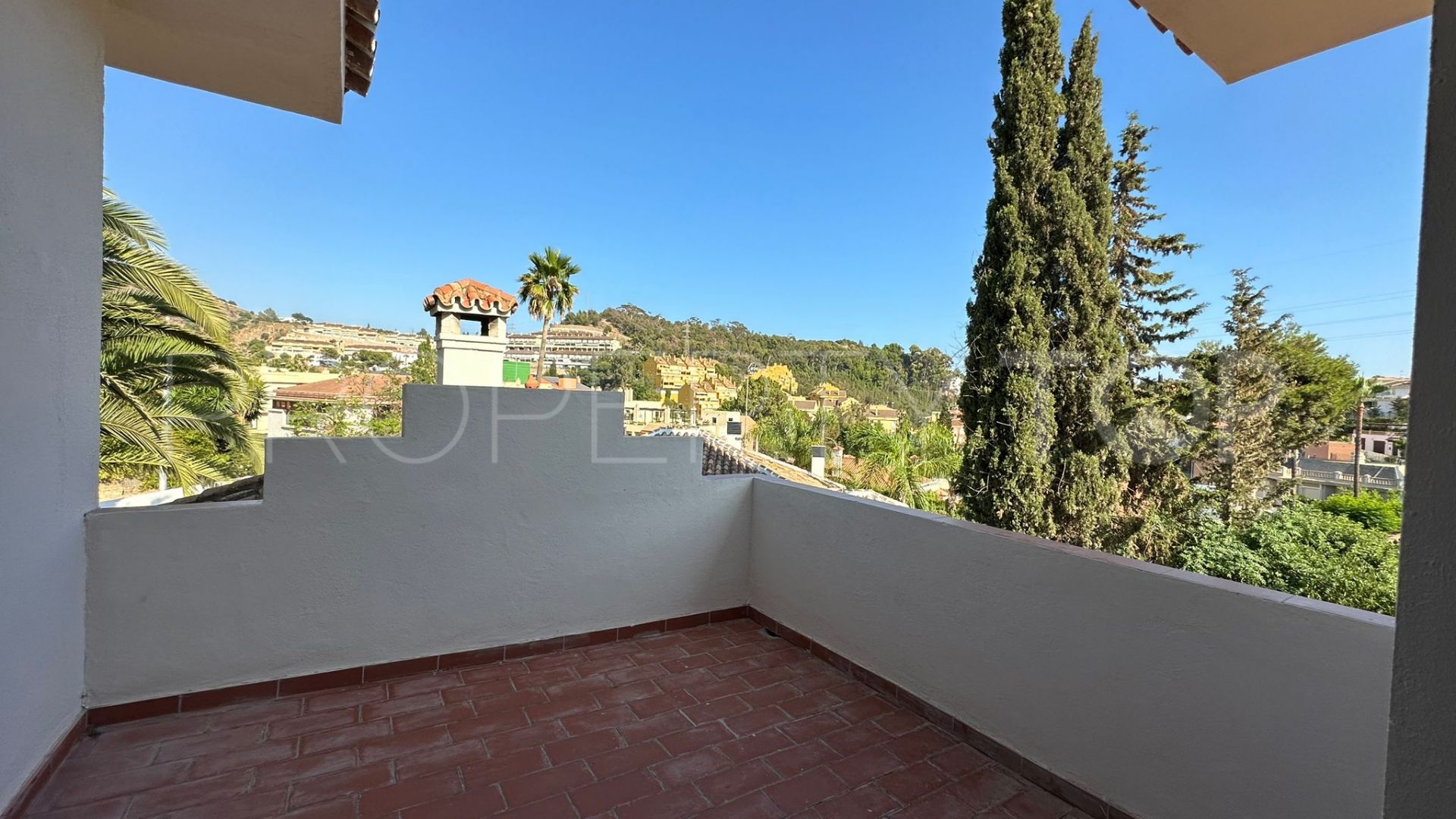 5 bedrooms Malaga - Este villa for sale