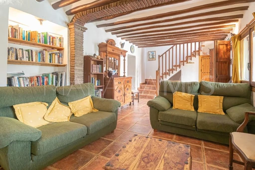Buy casa de campo in Villanueva del Trabuco with 6 bedrooms