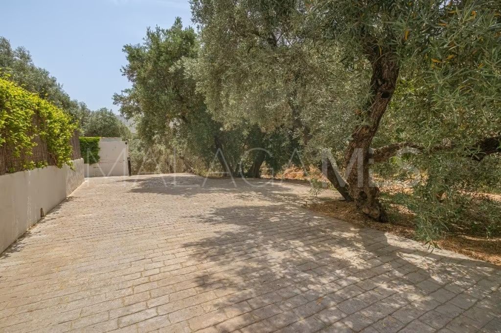 Buy casa de campo in Villanueva del Trabuco with 6 bedrooms