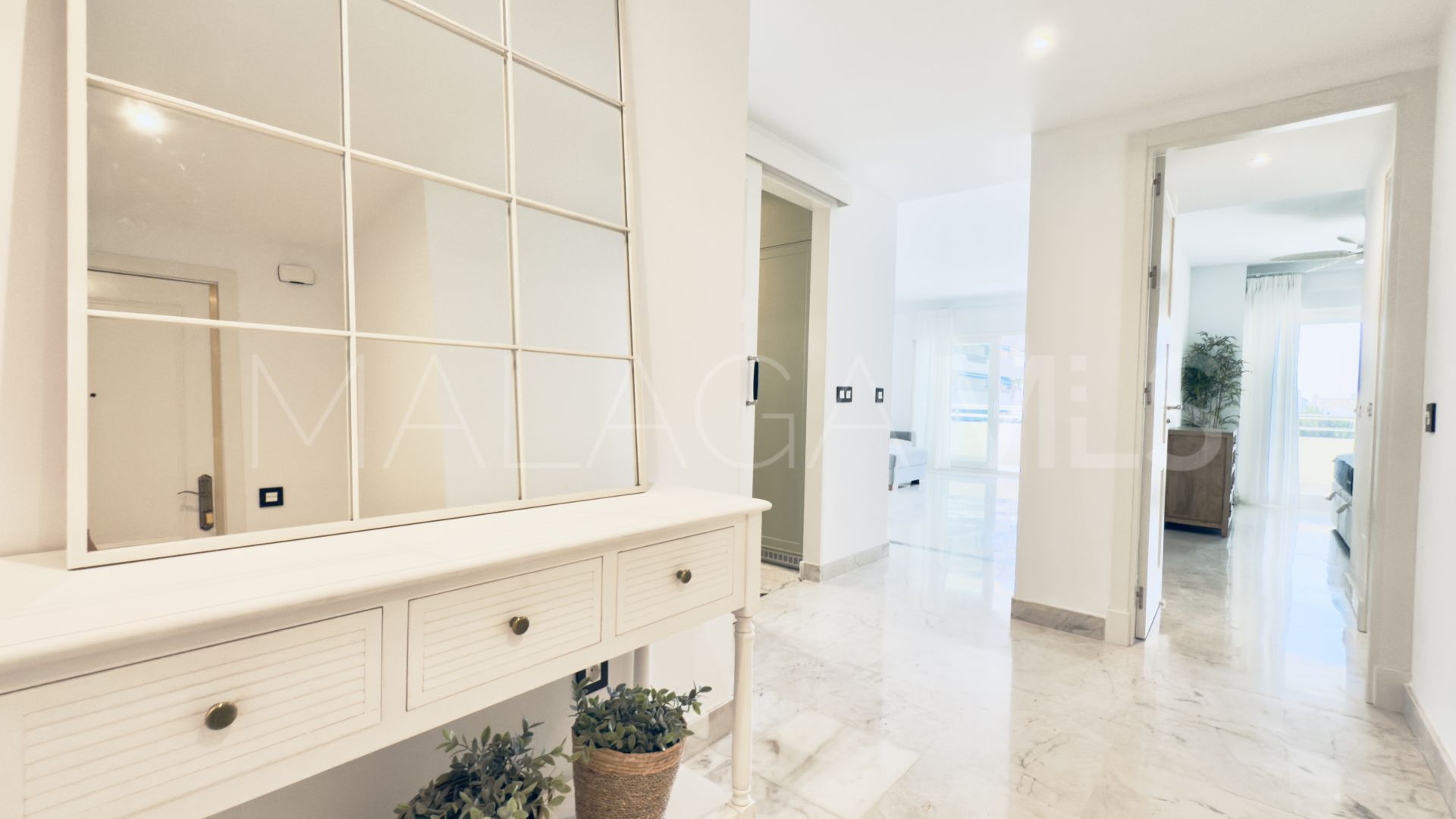 Buy Marina Banus 3 bedrooms apartment