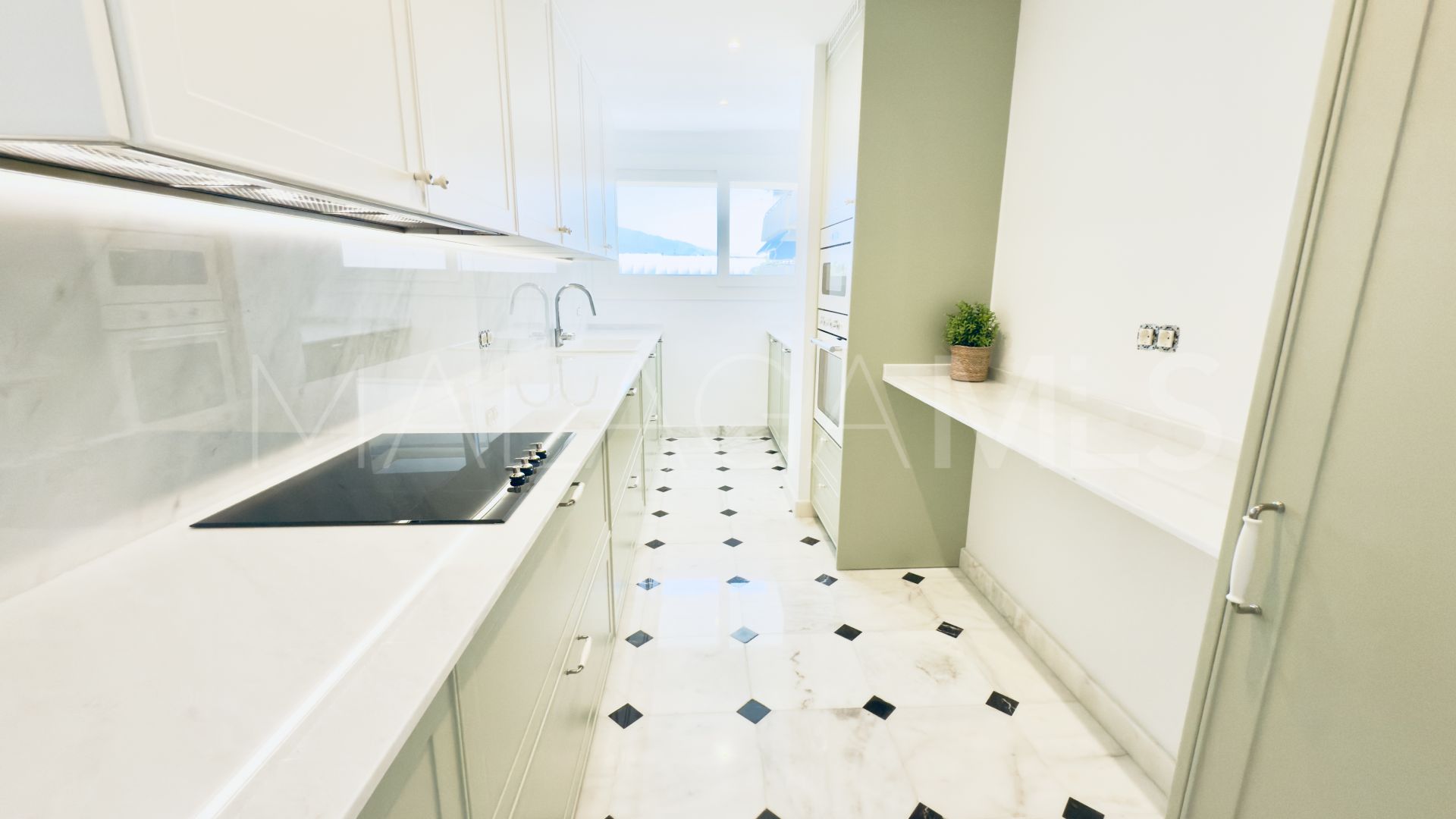 Buy Marina Banus 3 bedrooms apartment