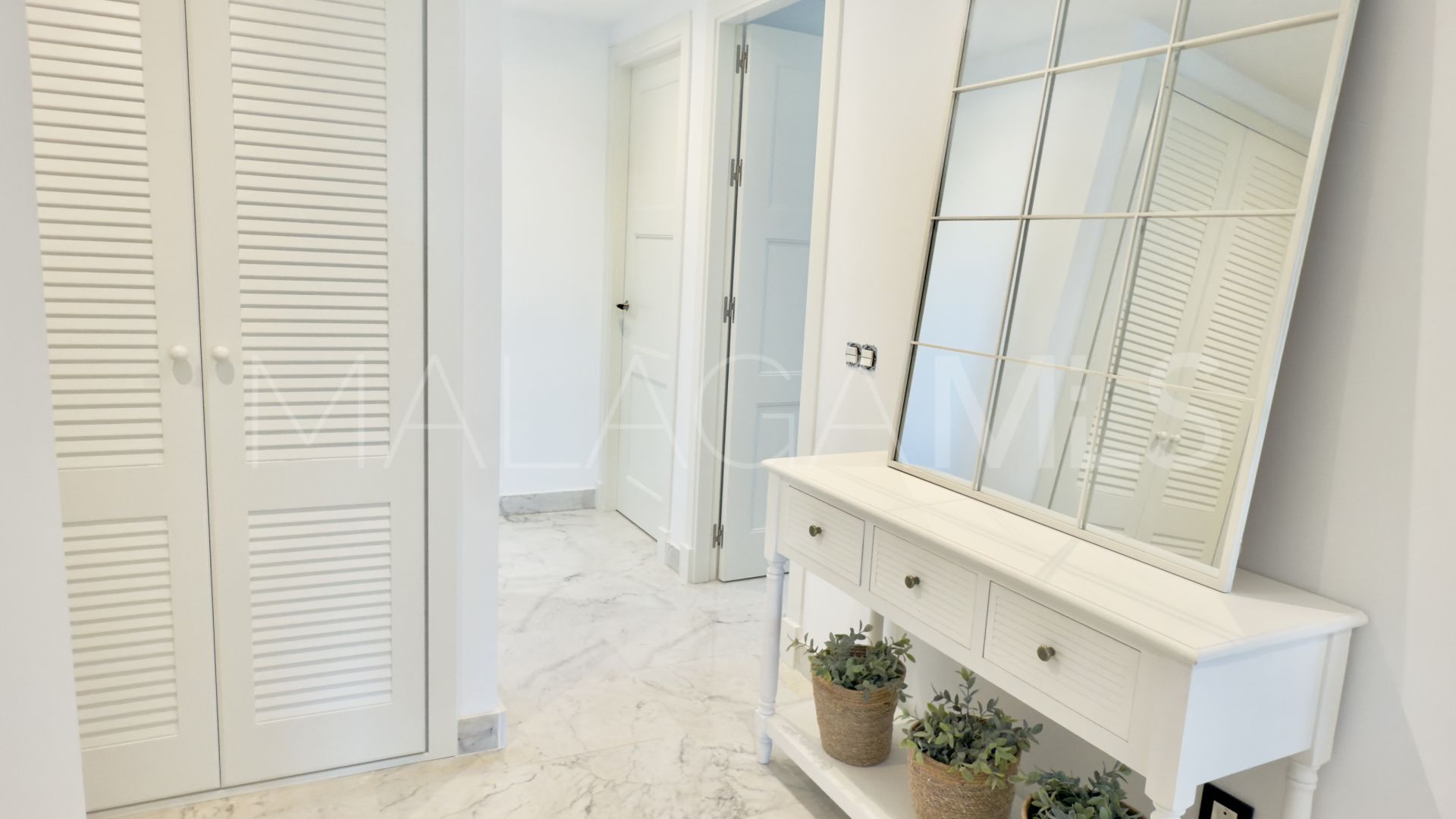 Buy Marina Banus 3 bedrooms apartment