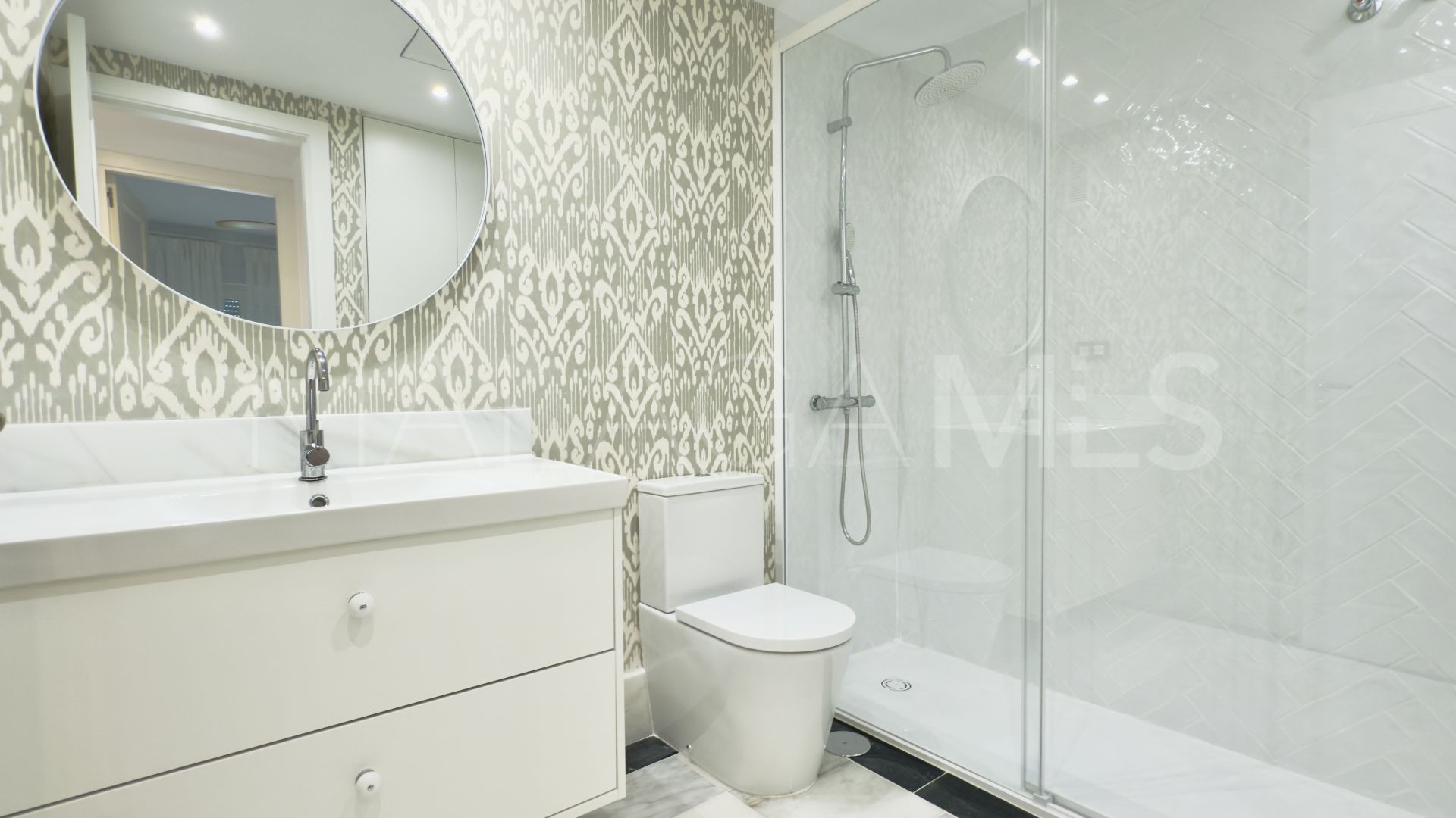 Buy Marina Banus 3 bedrooms apartment
