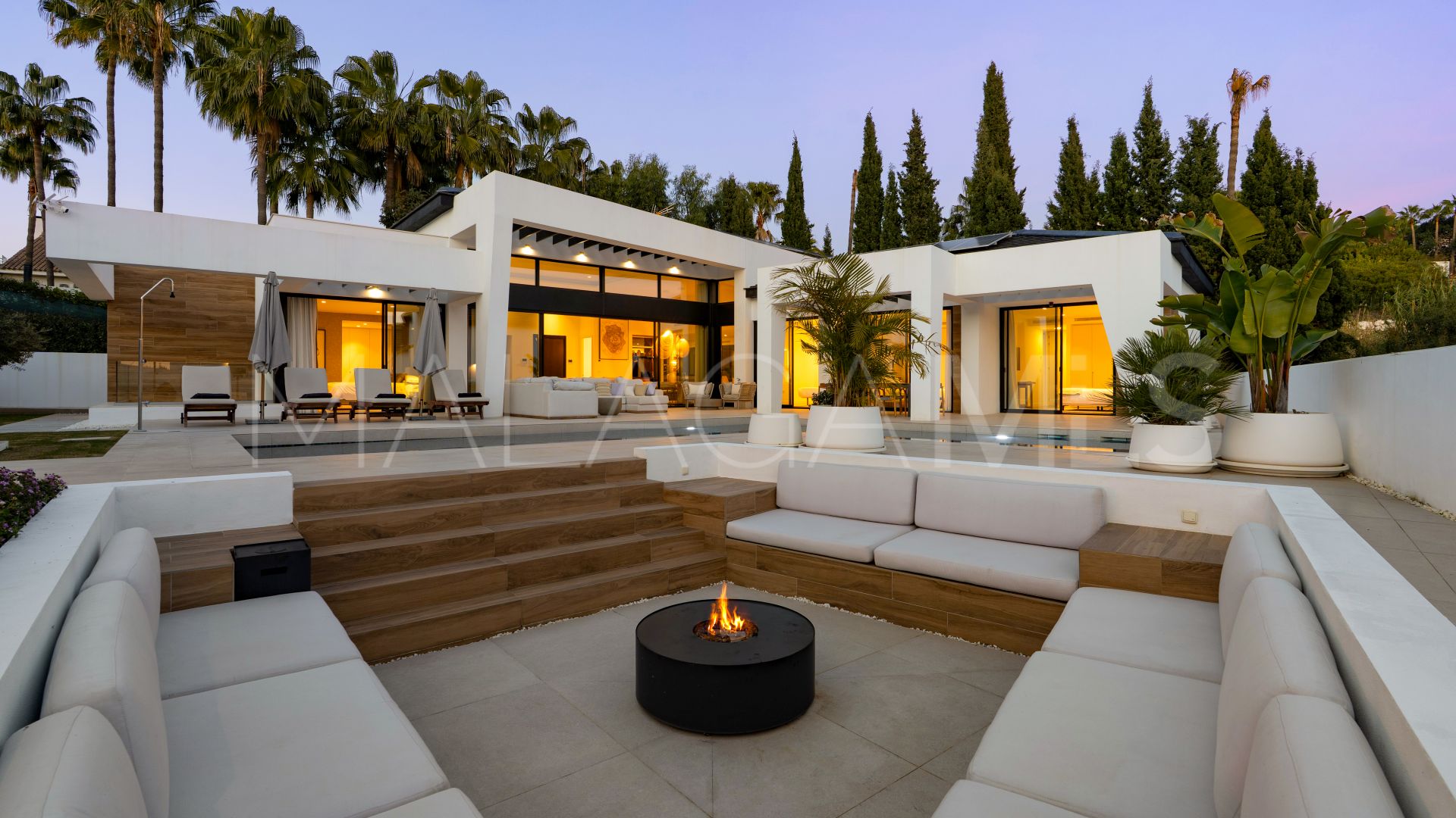 Villa for sale in Los Naranjos