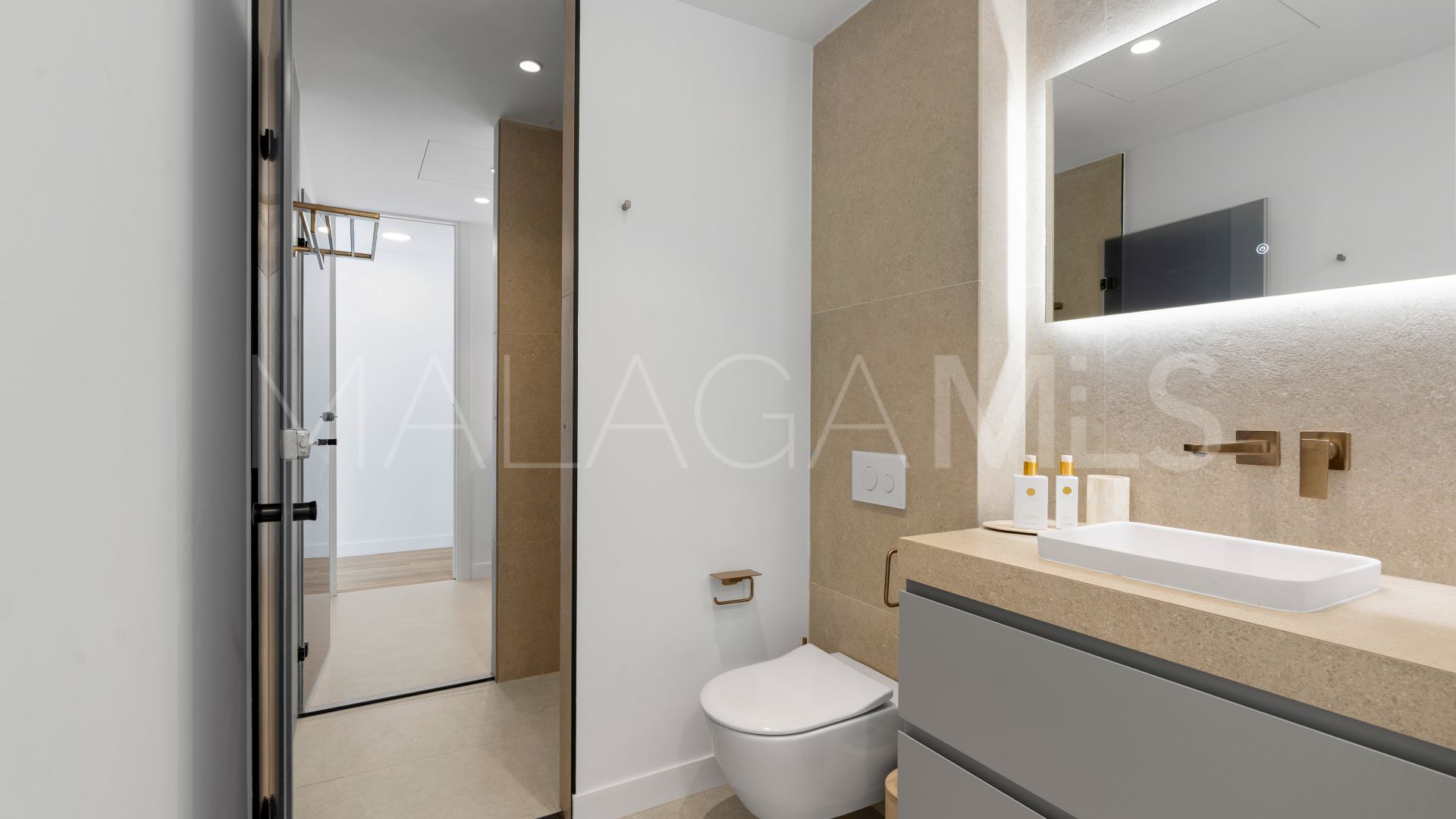 Villa for sale in Los Naranjos