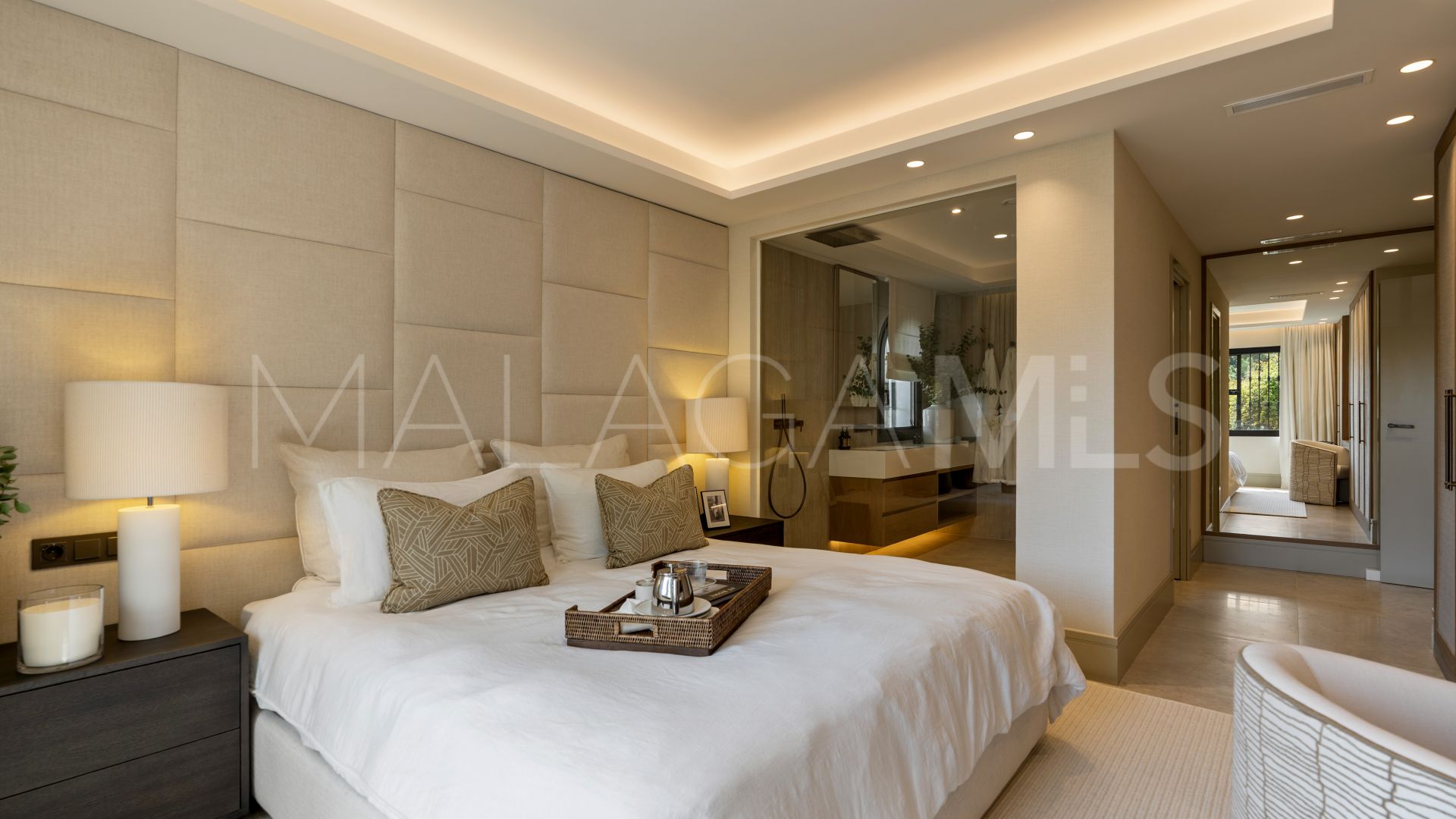 For sale 3 bedrooms ground floor apartment in Coto Real