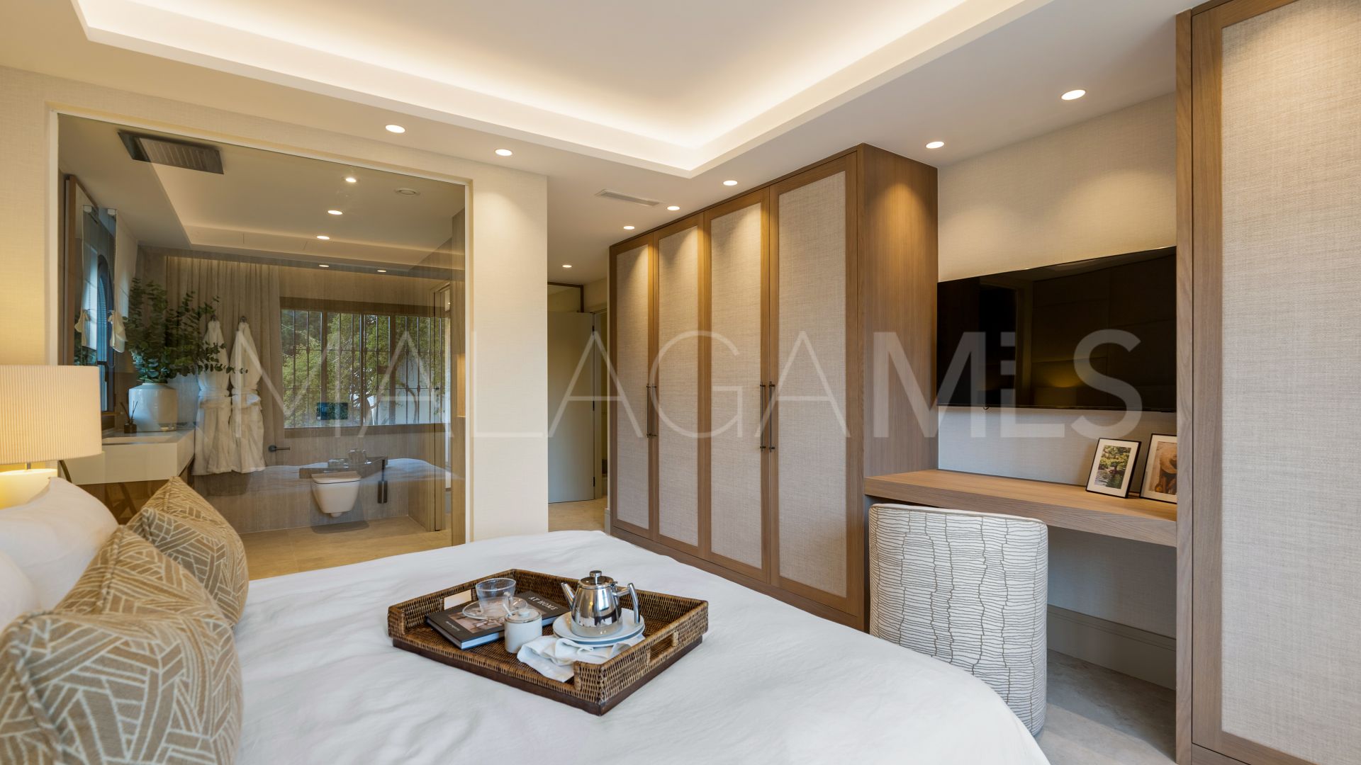 For sale 3 bedrooms ground floor apartment in Coto Real