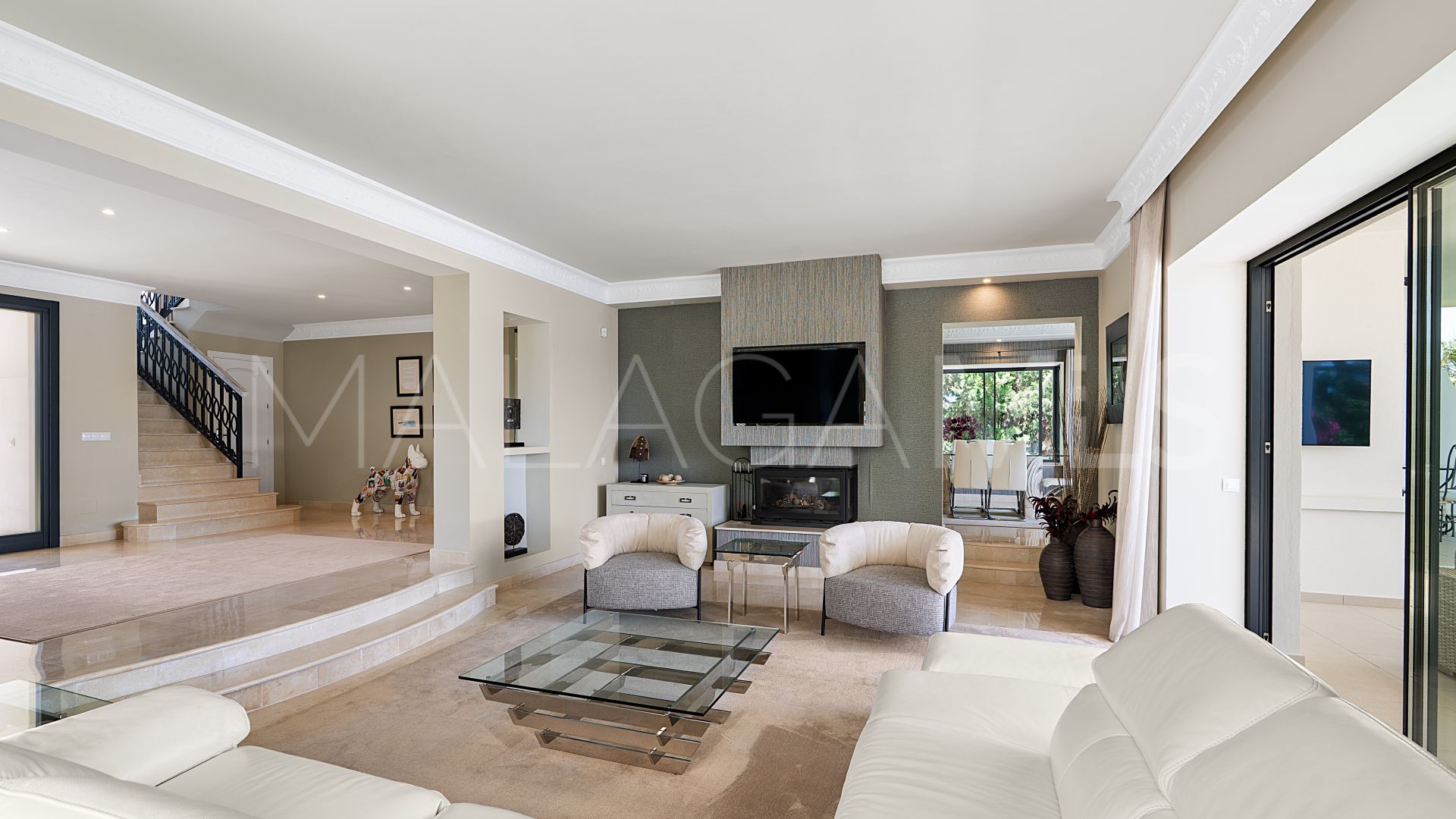 Villa for sale in Las Brisas
