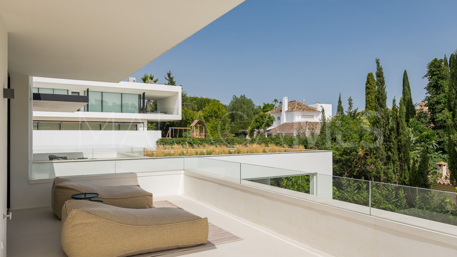 Villa for sale in Las Brisas