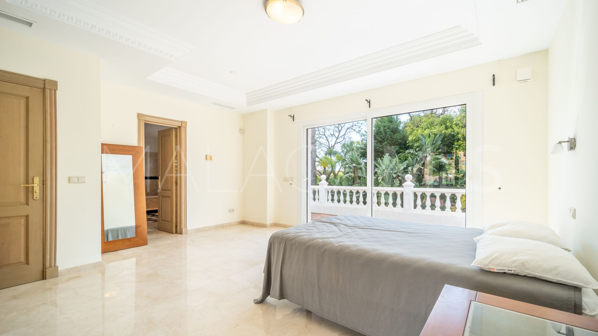 For sale Paraiso Barronal villa with 5 bedrooms