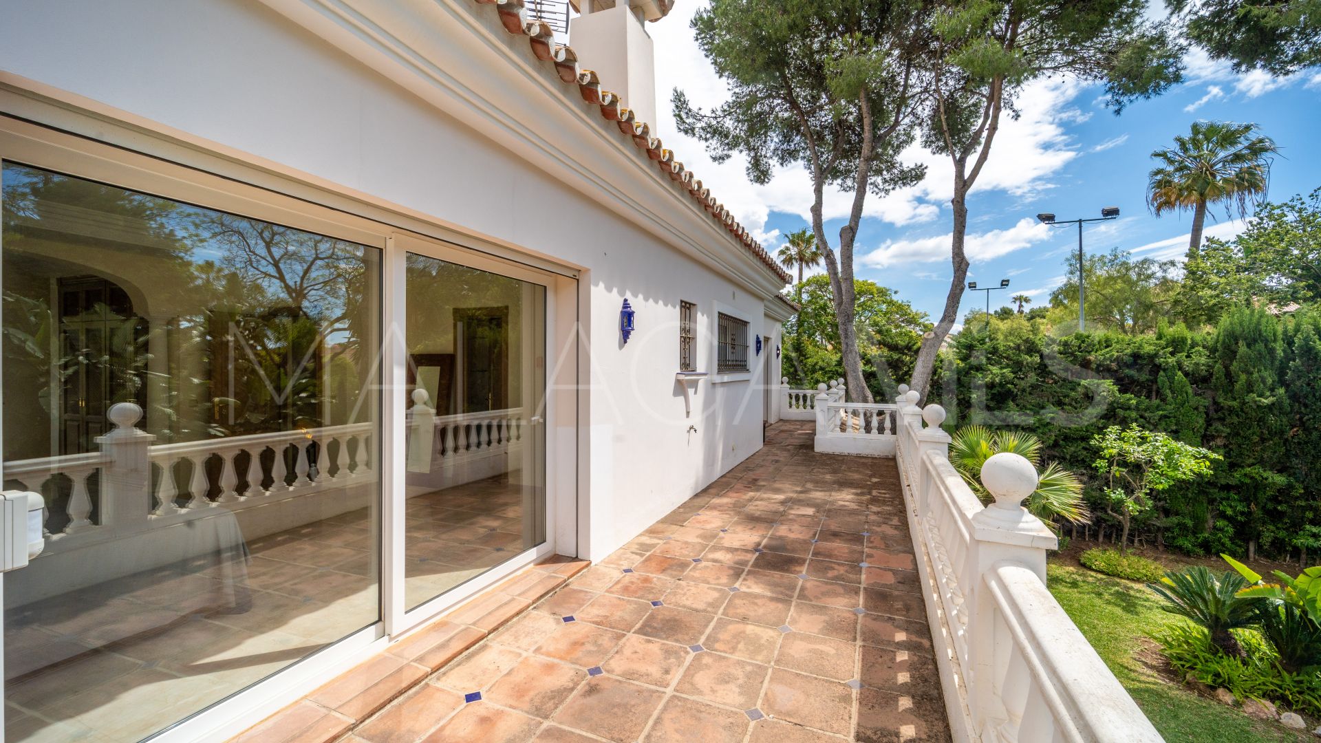 For sale Paraiso Barronal villa with 5 bedrooms
