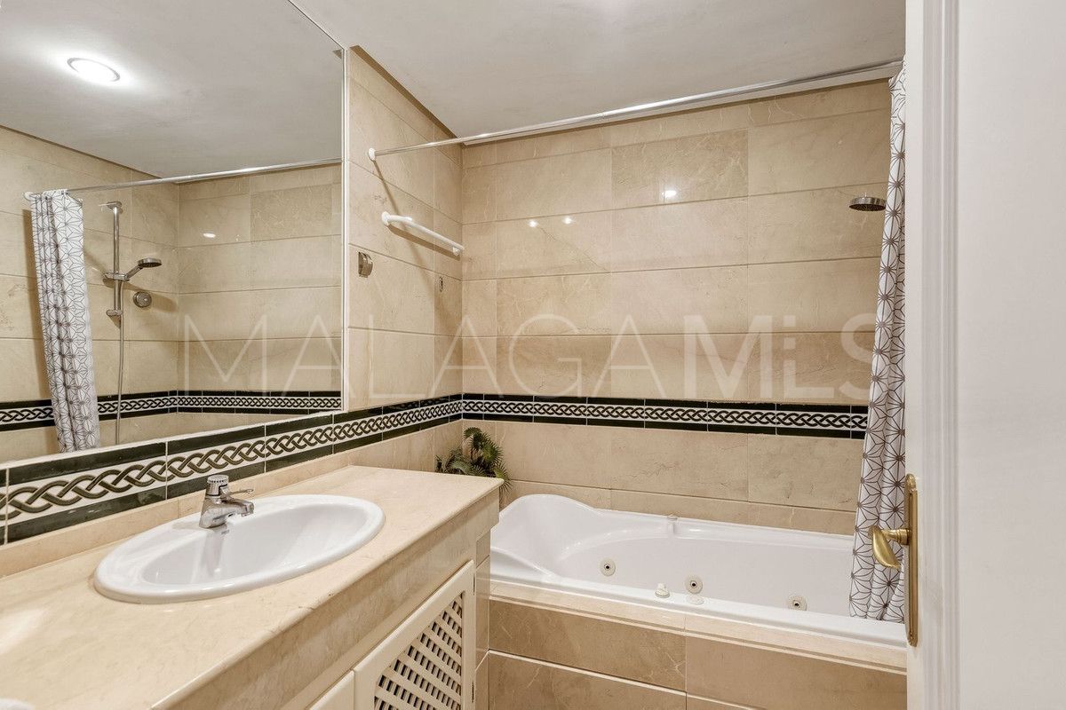 Apartamento for sale in Benahavis de 2 bedrooms