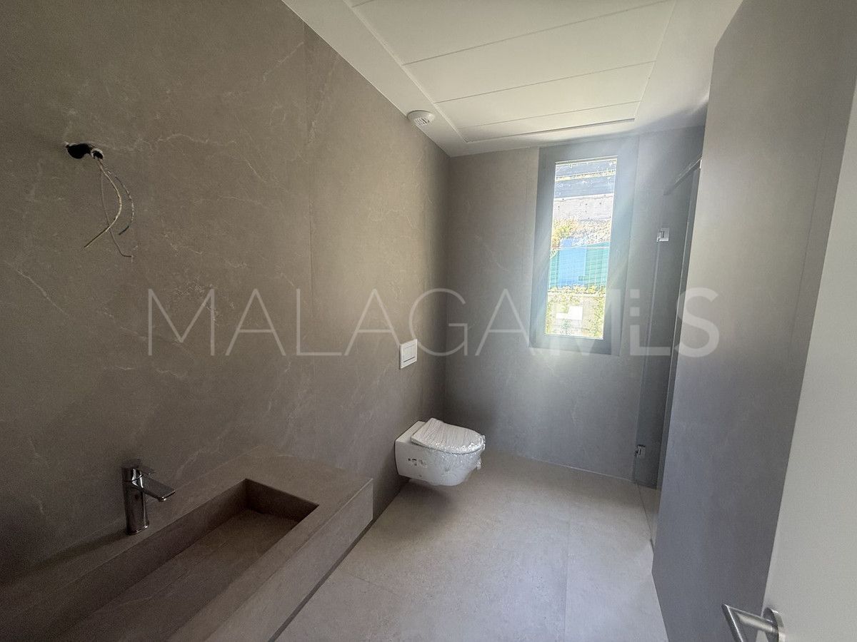 Villa for sale in Benahavis