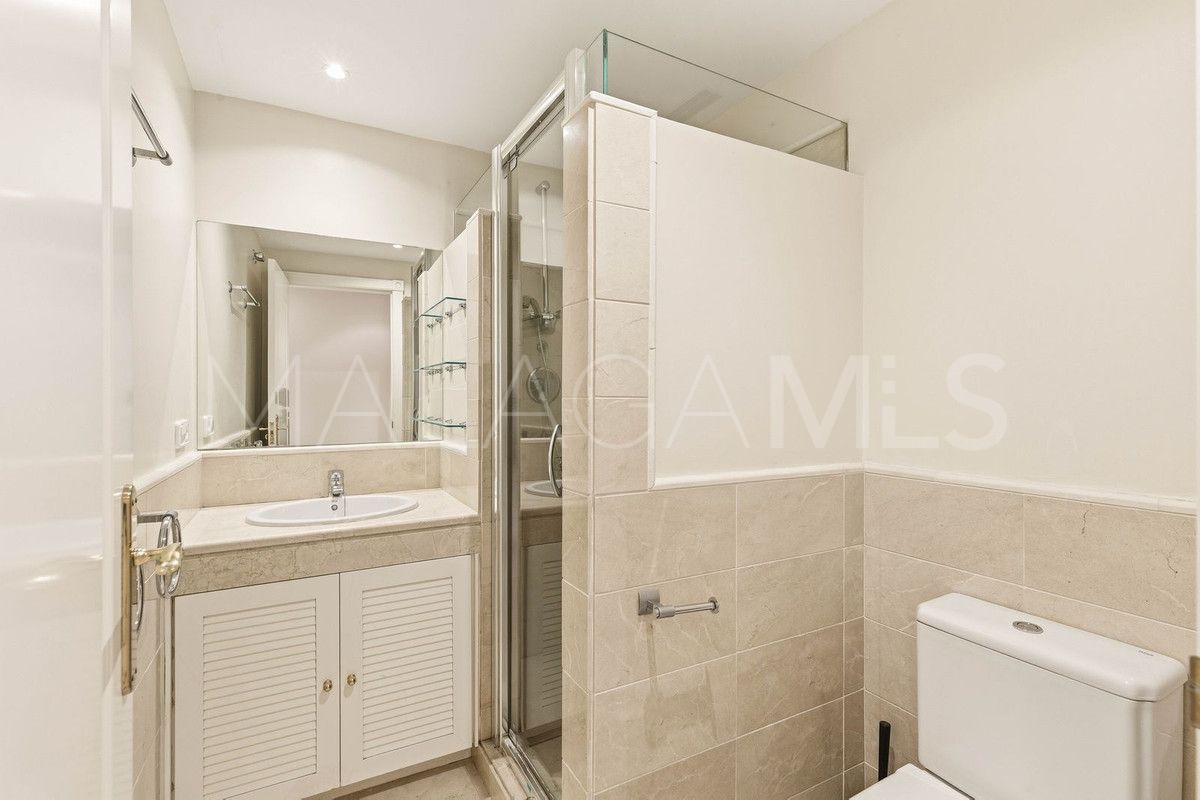 Apartment for sale in Los Arqueros with 4 bedrooms