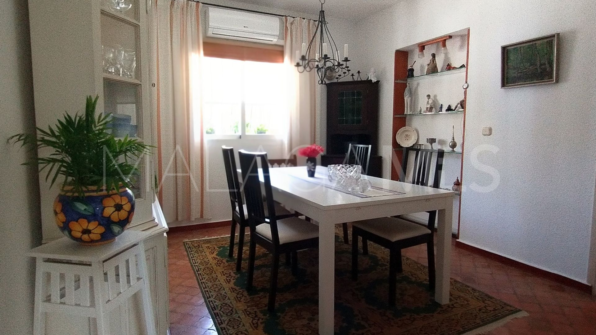 Se vende villa in Linda Vista Alta de 4 bedrooms