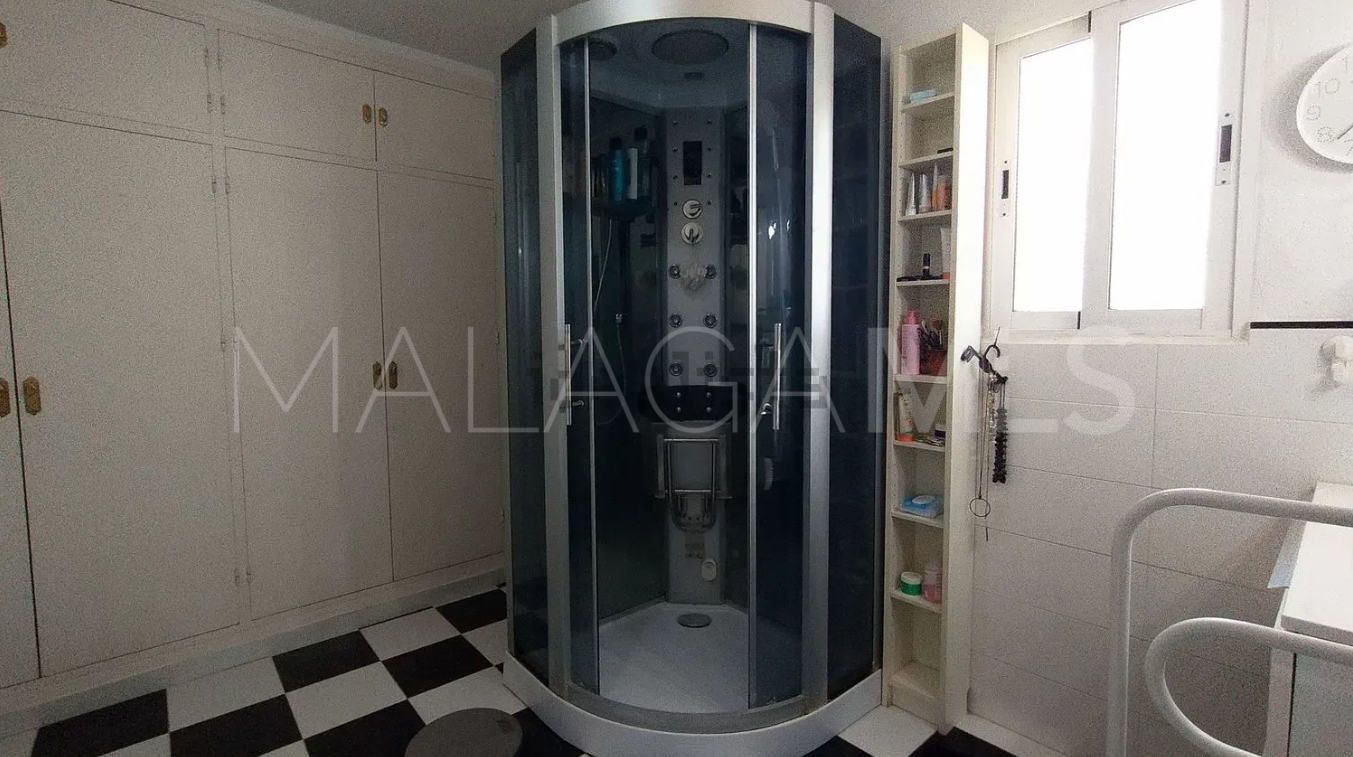 Se vende villa in Linda Vista Alta de 4 bedrooms