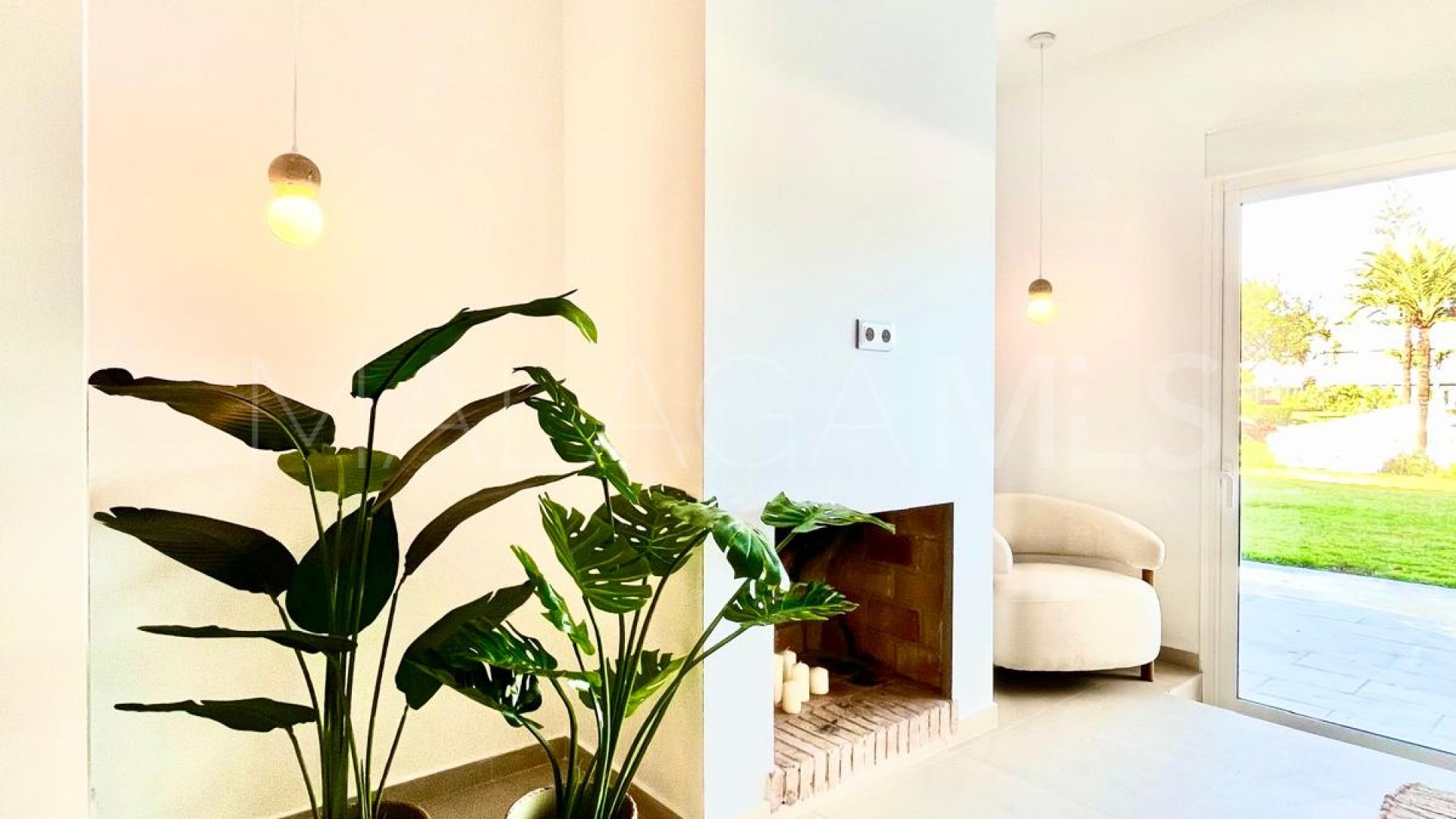 Buy apartamento planta baja in Los Dragos