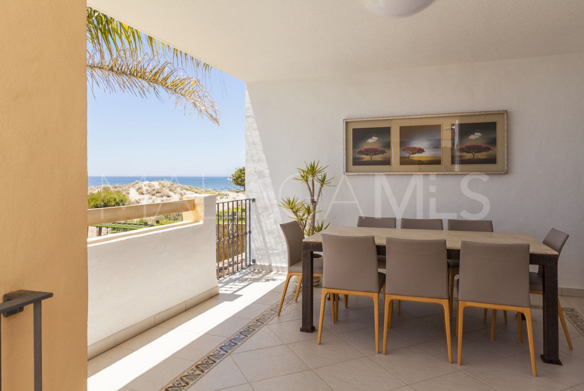 For sale Marbella City town house with 4 bedrooms