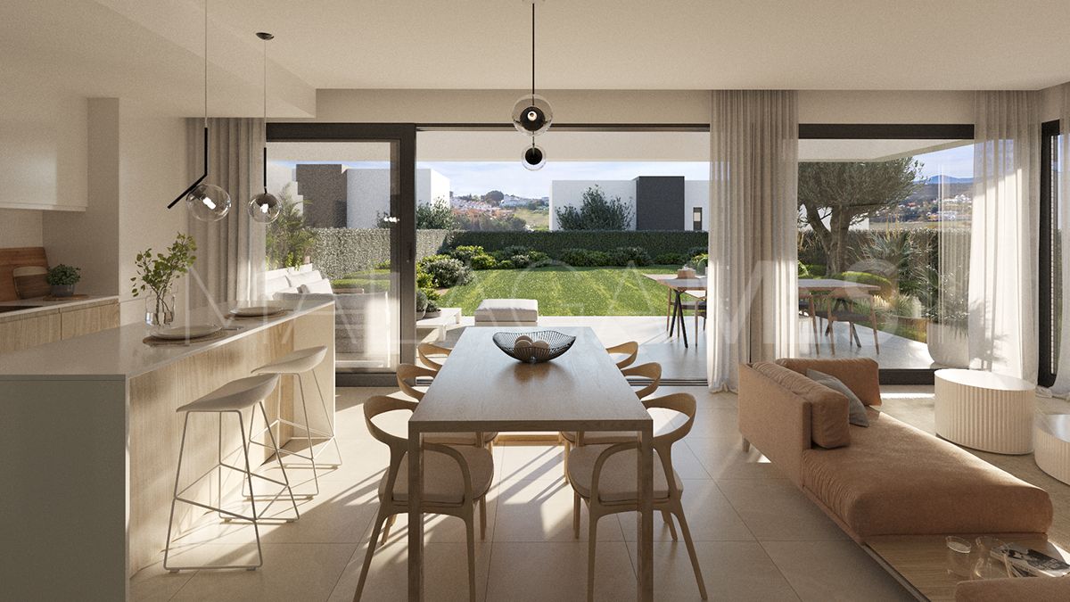 Semi detached villa for sale in Estepona with 3 bedrooms