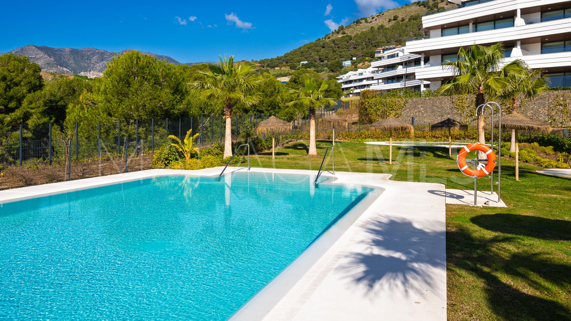 For sale apartment with 3 bedrooms in El Higueron