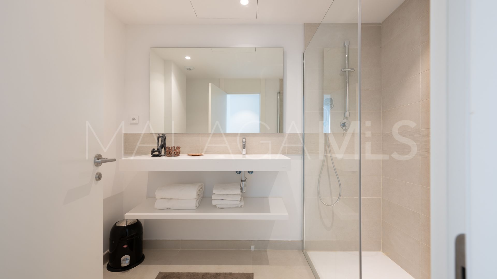 For sale apartment with 3 bedrooms in El Higueron