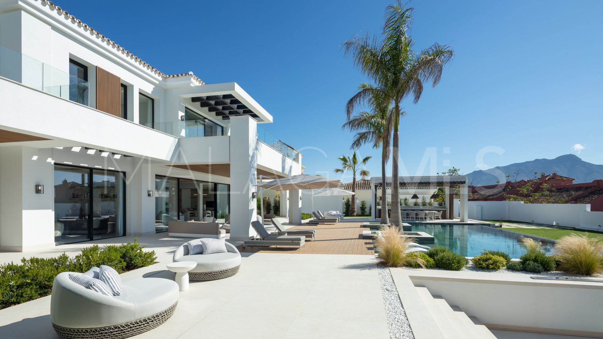 Monte Halcones, villa for sale