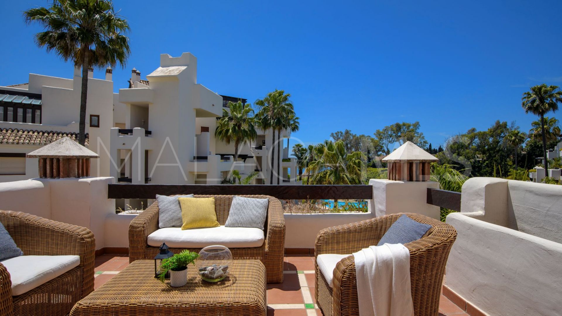Duplex penthouse for sale in Bahía del Velerín