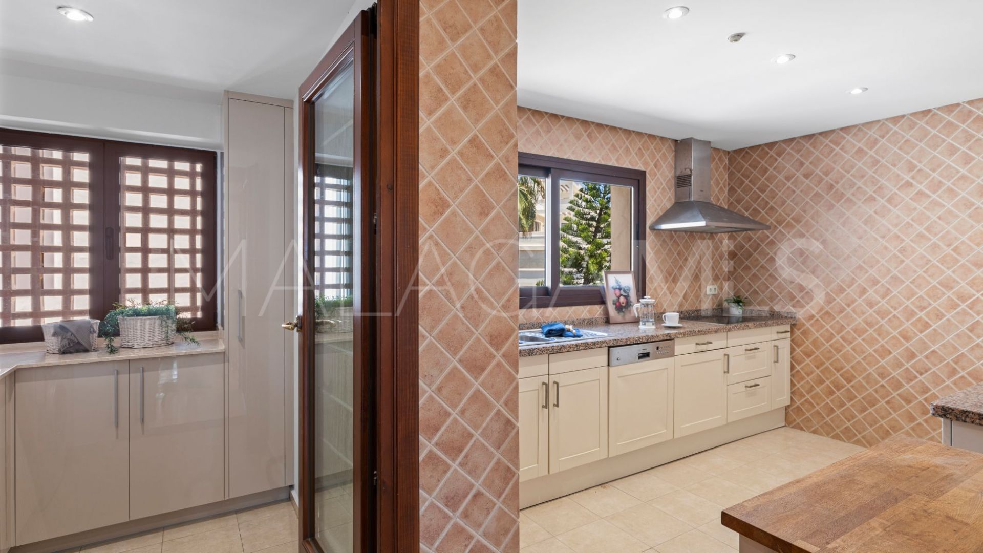 Duplex penthouse for sale in Bahía del Velerín