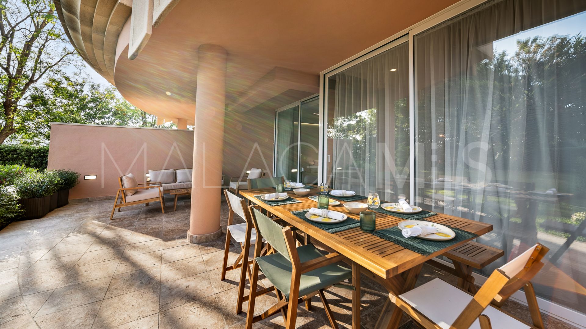 For sale 3 bedrooms ground floor apartment in Magna Marbella