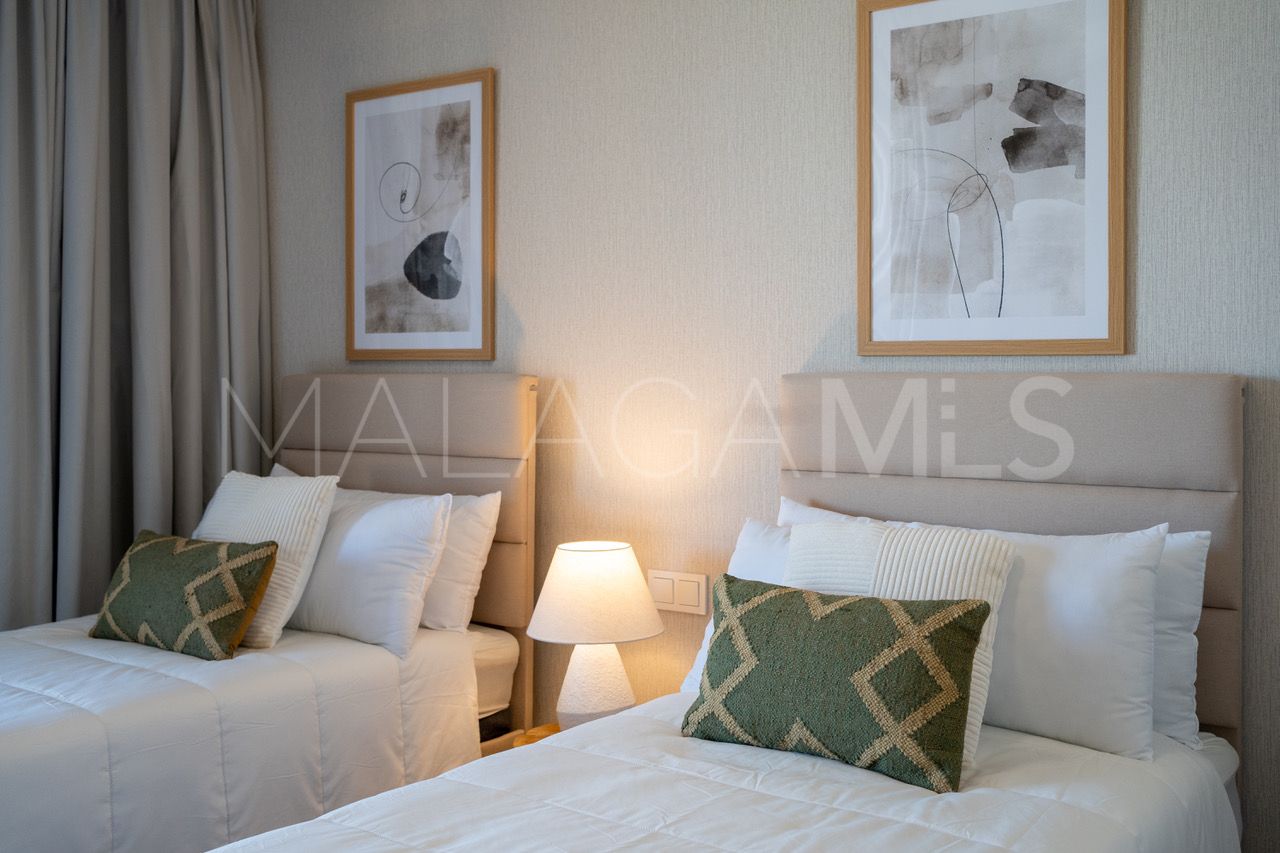 Villa for sale in Benahavis