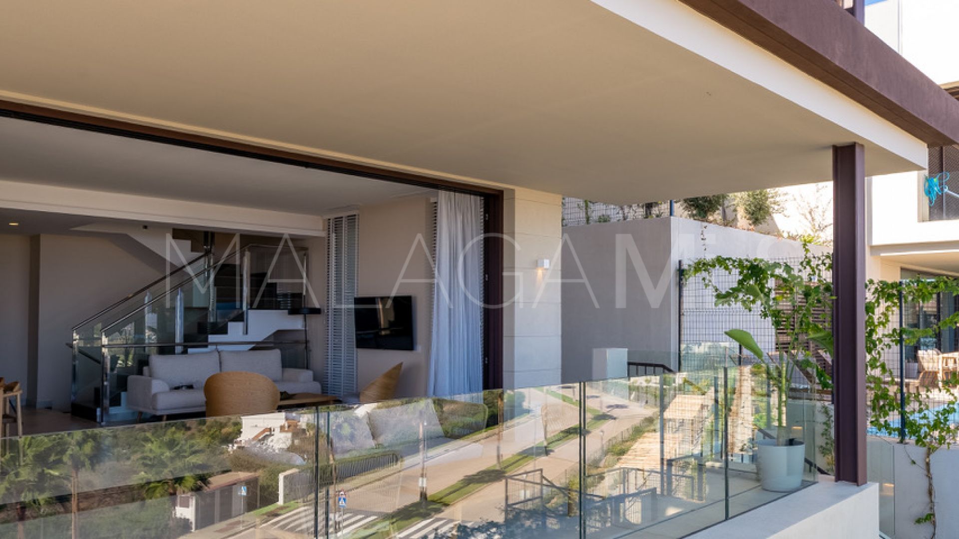 Villa for sale in Benahavis
