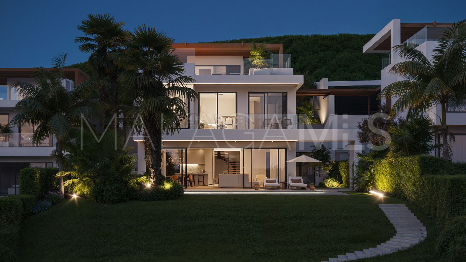 Estepona West villa for sale