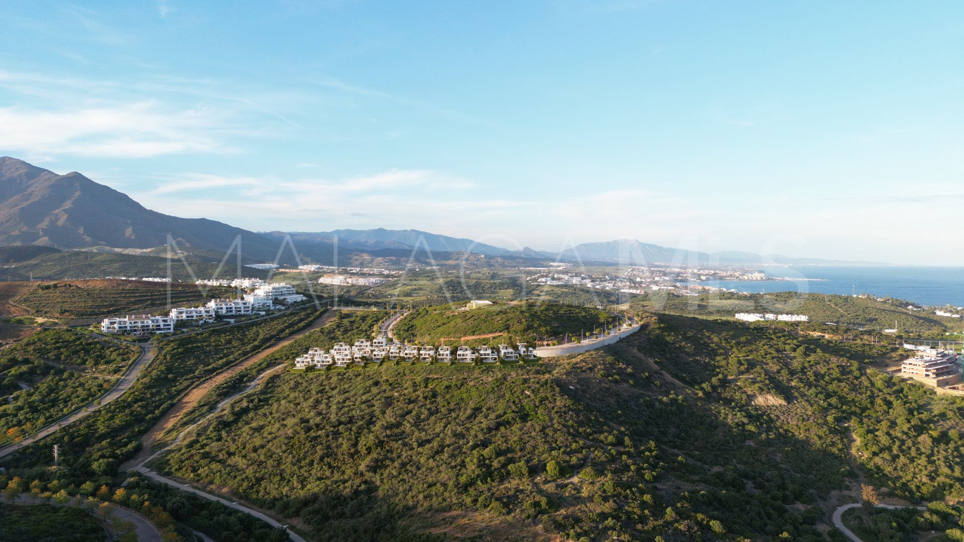 Estepona West villa for sale