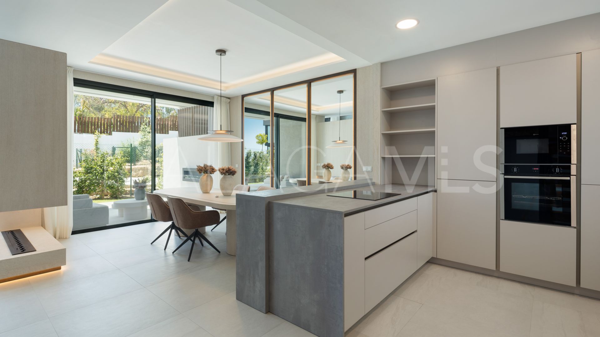 Einfamilienhaushälfte for sale in Marbella