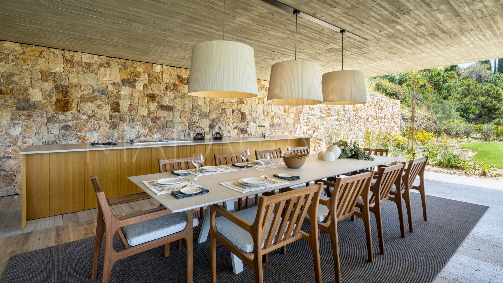 El Madroñal villa for sale