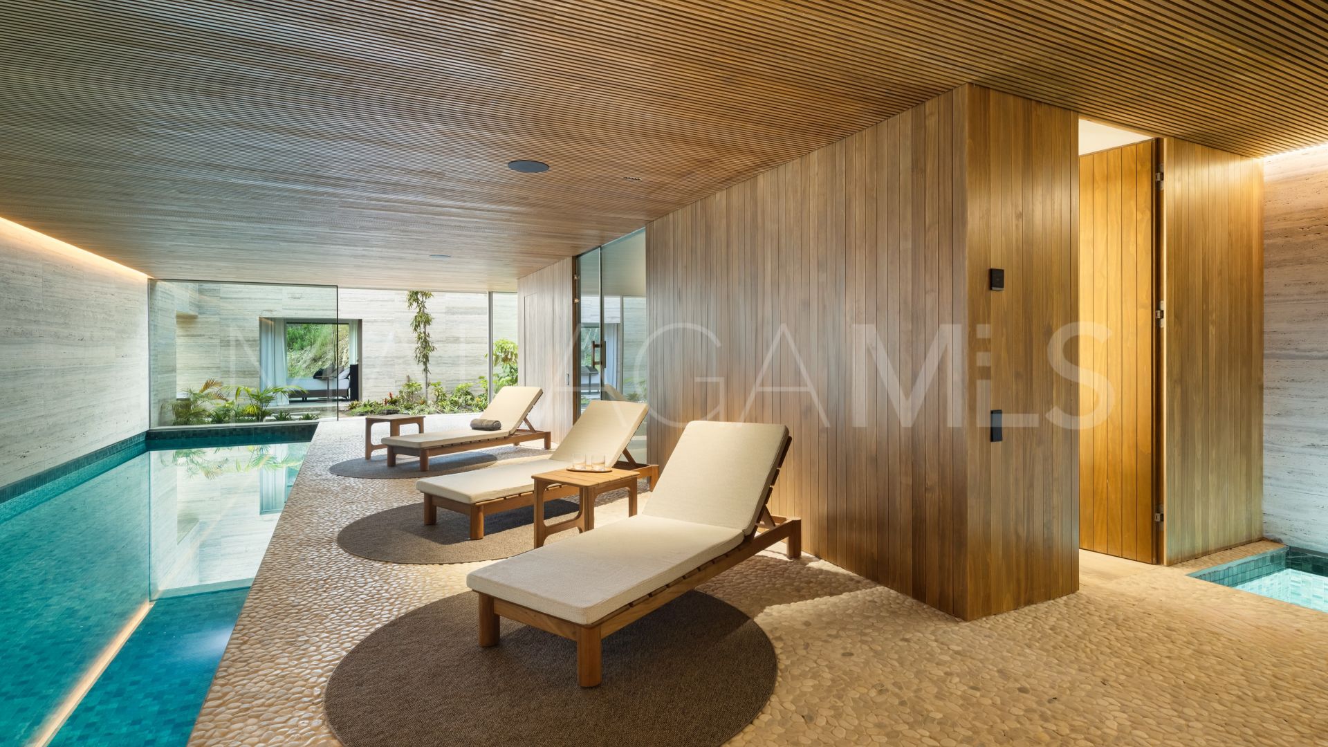 El Madroñal villa for sale