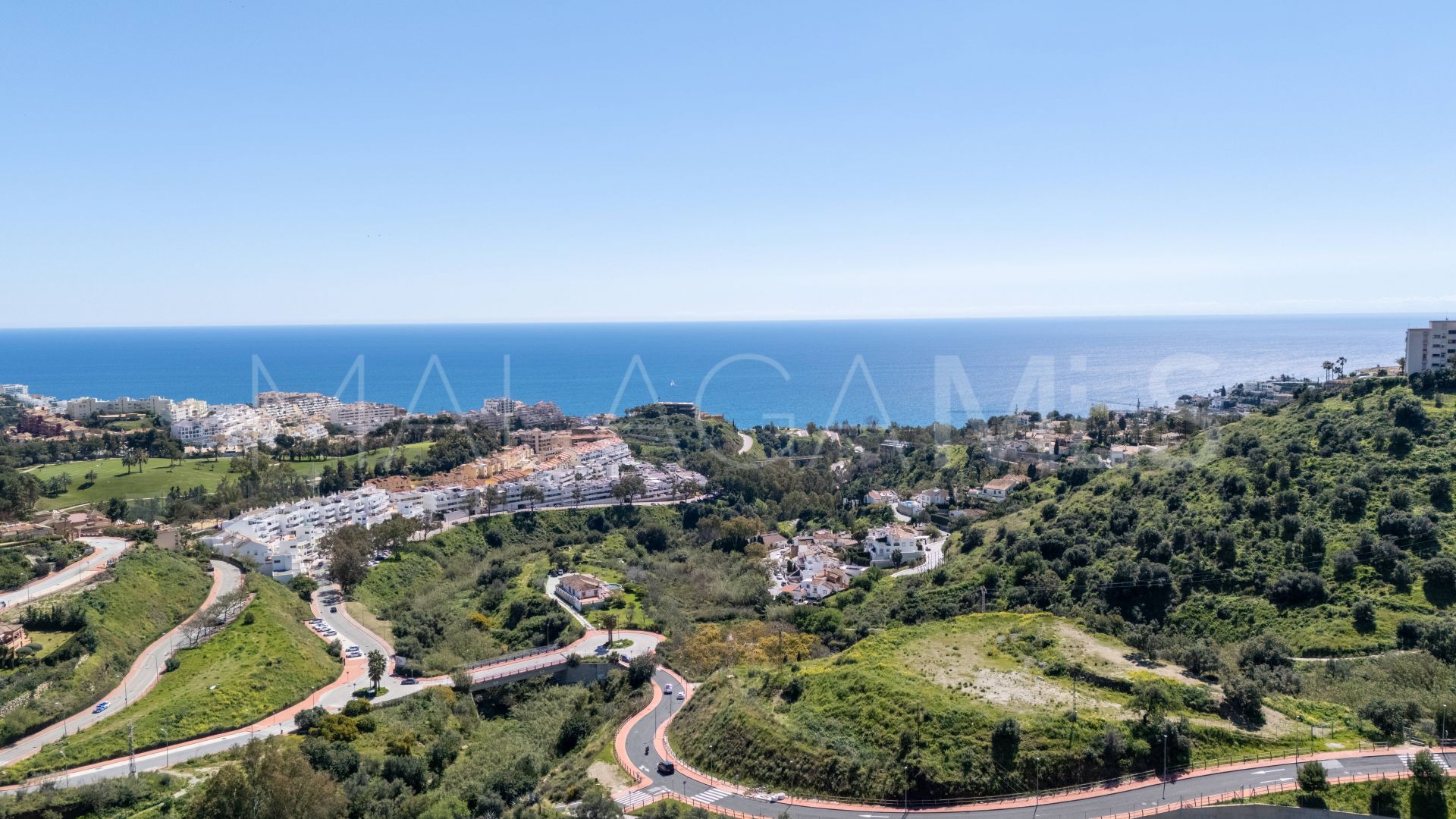 Villa for sale in Benalmadena