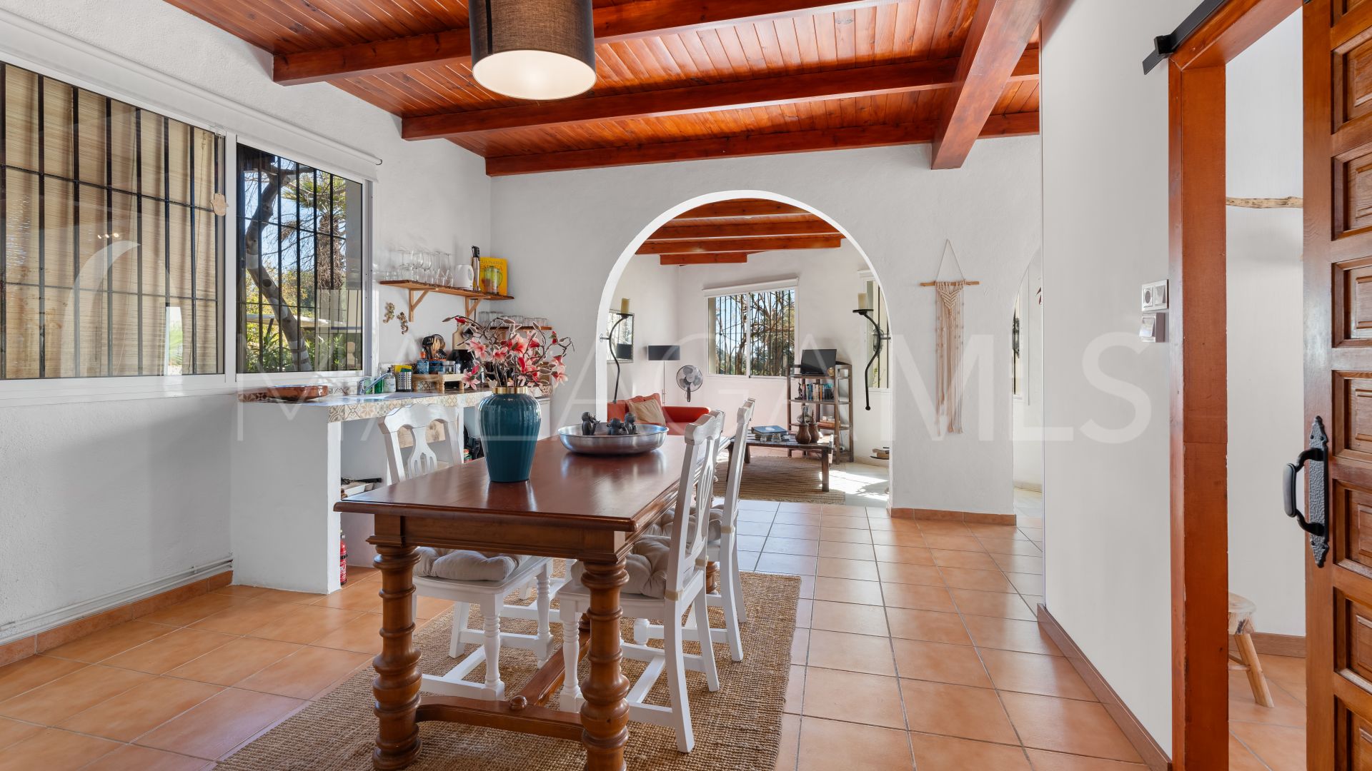 Villa for sale in Benalmadena