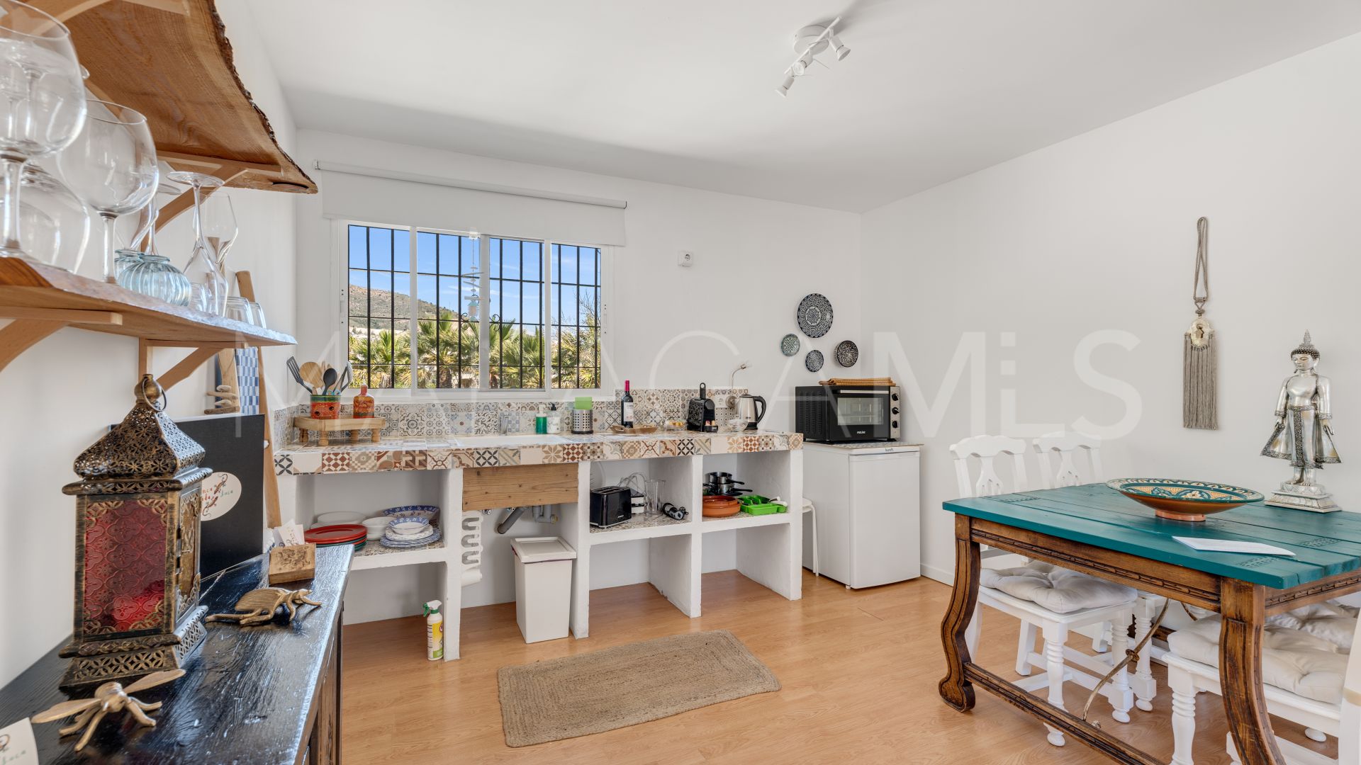 Villa for sale in Benalmadena