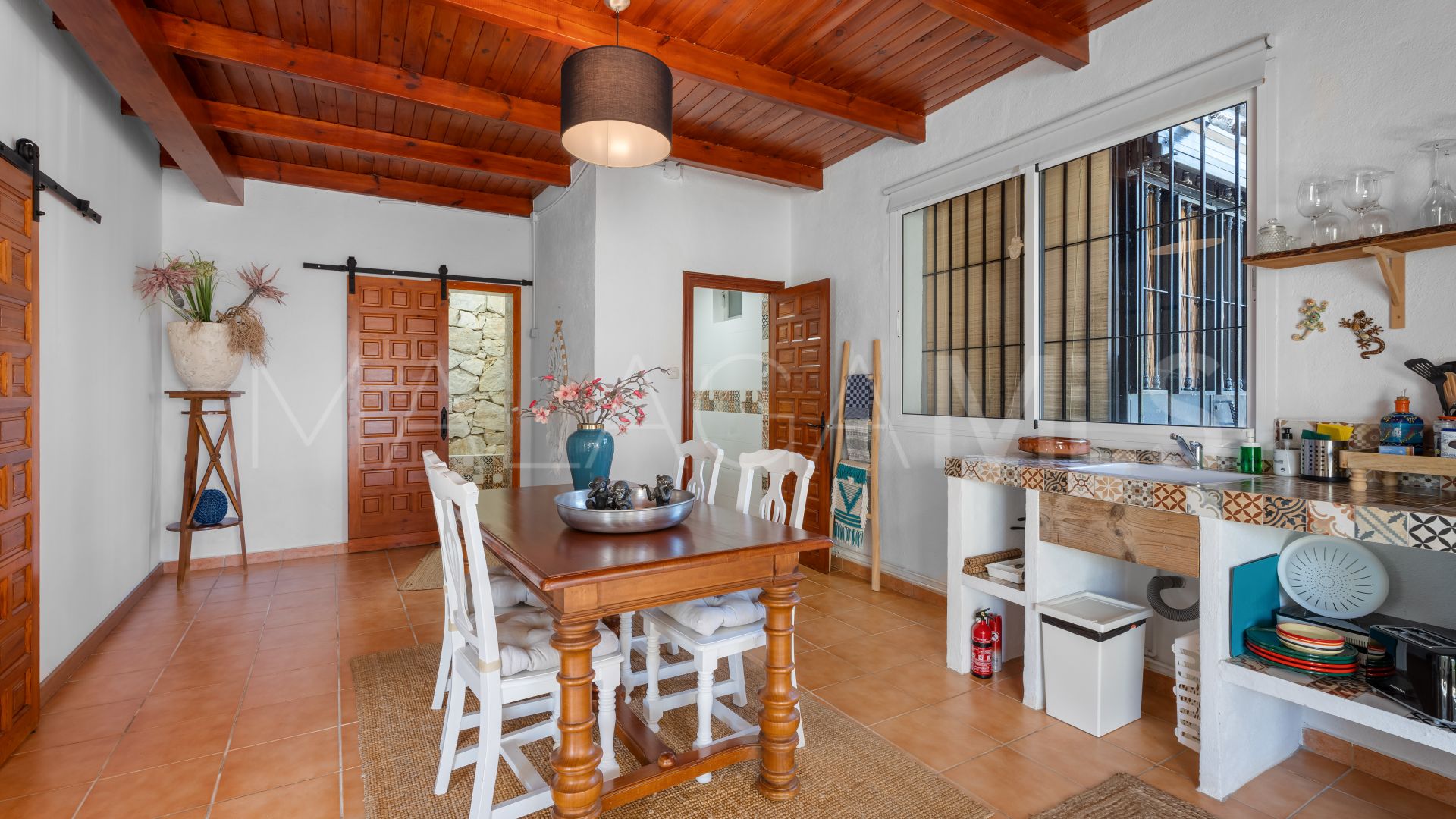 Villa for sale in Benalmadena