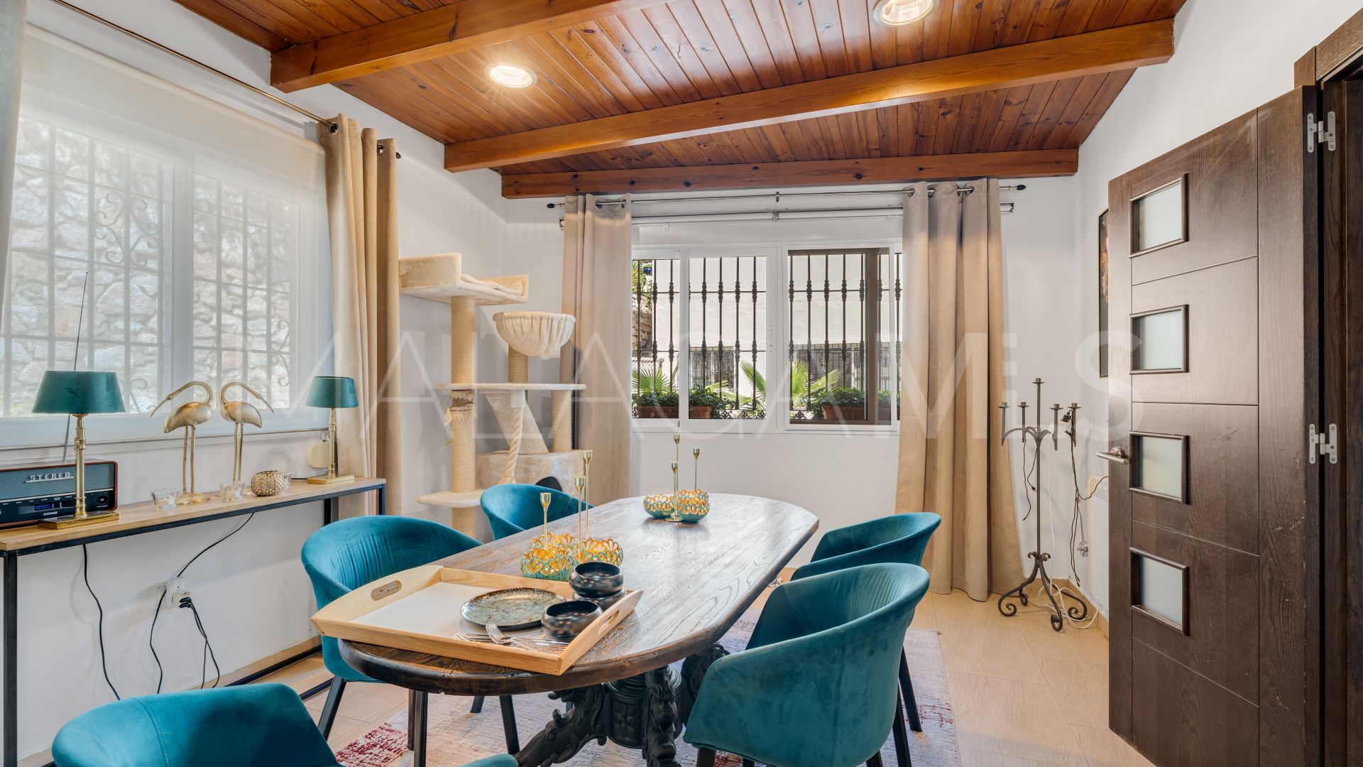 Villa for sale in Benalmadena